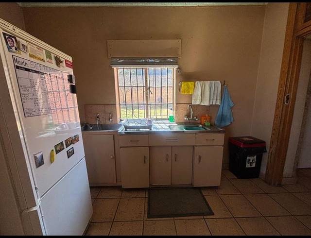3 BEDROOM HOUSE FOR SALE IN WHITERIDGE